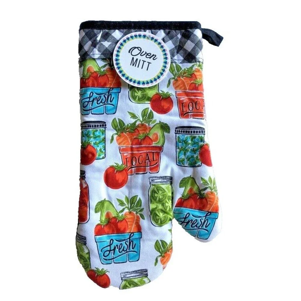 Garden Veggies Kitchen Towel Oven Mitt Potholder Set of 3 Buffalo Plaid Farm